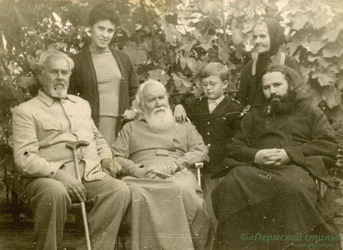 Иоанн (Лавриненко)_31. Минуты отдыха со священниками