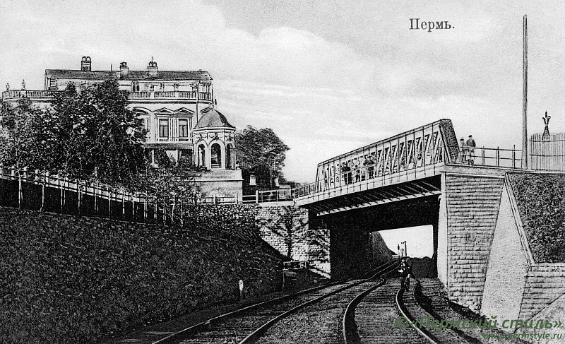 Въезд в тоннель. Дом Мешкова