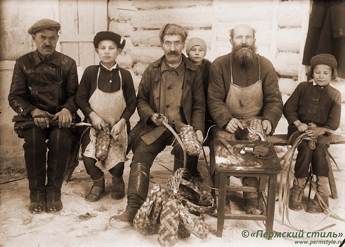 Жители Краснокамского р-на, 1930-е годы, фот.Георгий Зеленин