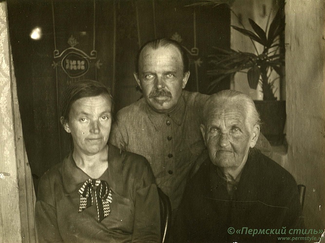 о.Николай Богородицкий, священник_03. С матушкой и матерью