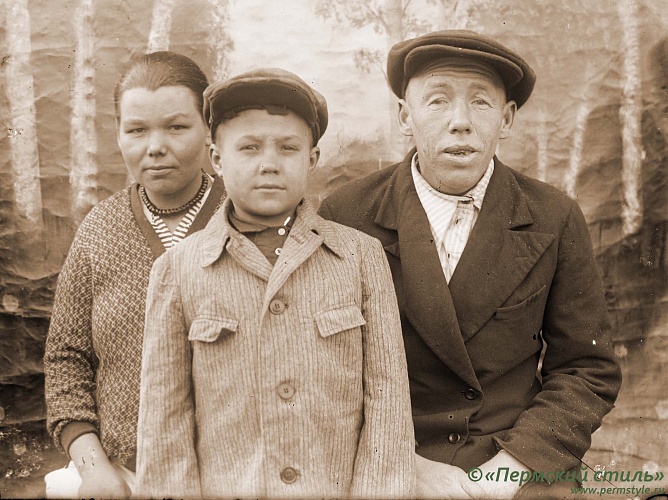 Жители Краснокамского р-на, 1930-е годы, фот.Георгий Зеленин