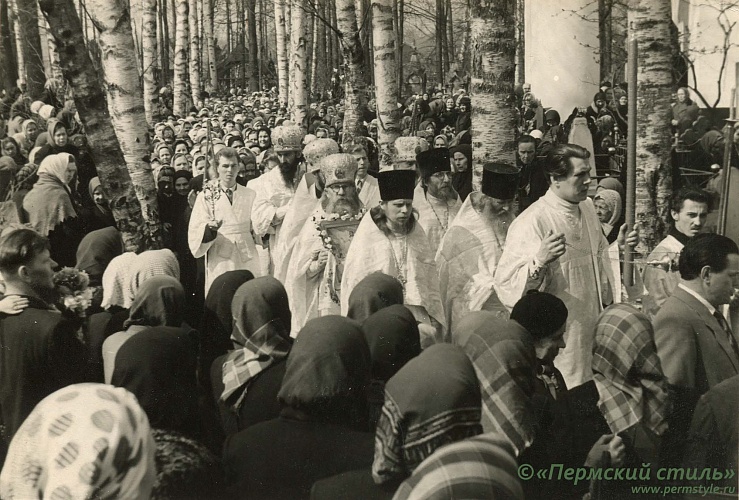 о.Владимир Привалов_04, диакон. Крестный ход на Светлой седмице, 1959 год