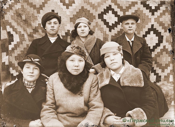 Жители Краснокамского р-на, 1930-е годы, фот.Георгий Зеленин