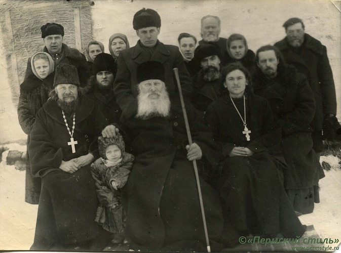 ВНП_0469. Иоанн Покровский, священник. С Архиепископом Гурием (Егоровым) и др.