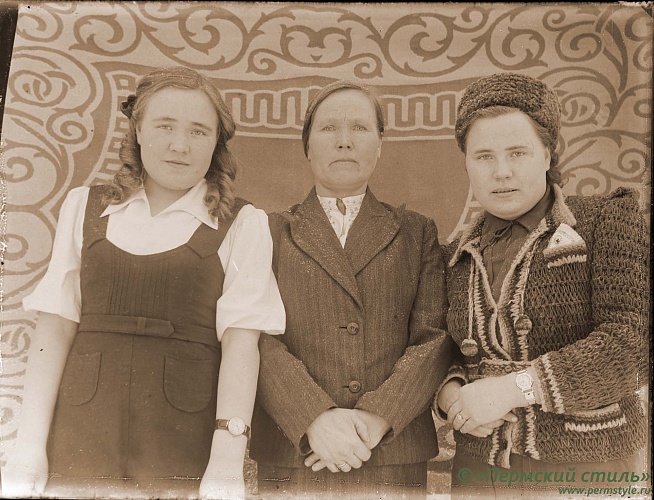 Жители Краснокамского р-на, 1930-е годы, фот.Георгий Зеленин