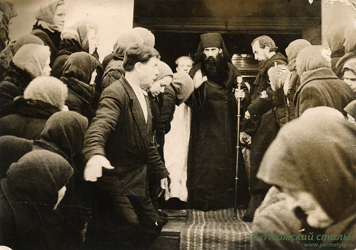 Павел (Голышев)_014. На приходе в г.Лысьва, 1958 год