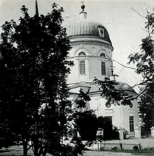 Оханск. Успенский собор_04. Общий вид из окна дома напротив, 1914 год