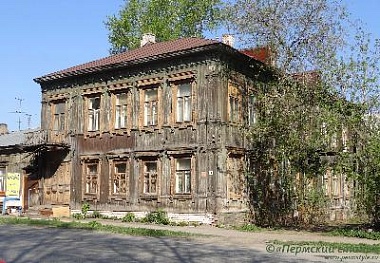 Пермь. Наличники старых домов