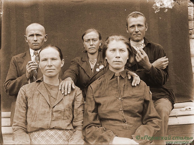 Жители Краснокамского р-на, 1930-е годы, фот.Георгий Зеленин