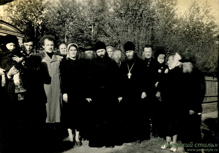 Еп.Пантелеимон (Митрюковский)_05. В Кунгуре, с протодиаконом Андреем Мазуром, о.Борисом
