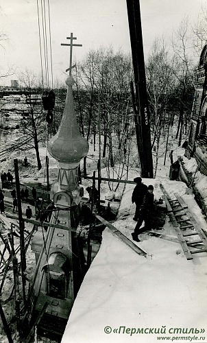 08.	Пермь, Успенская старокладбищенская церковь. Восстановление
