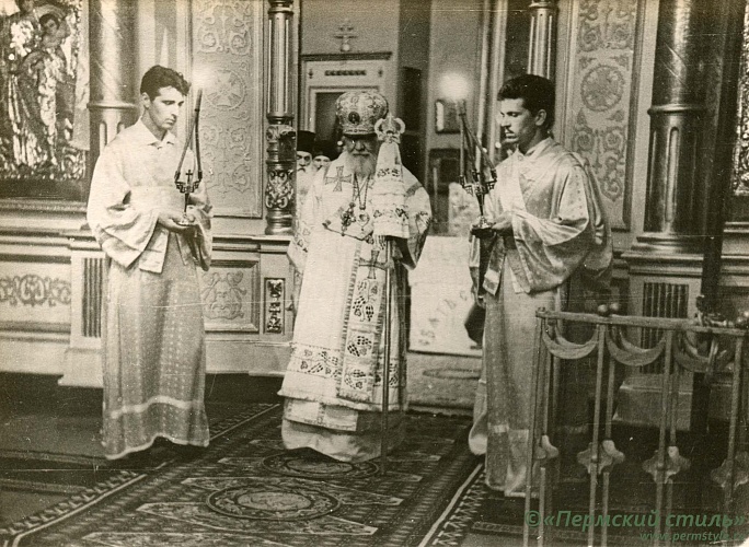 ВНП_0116.  Владыка Иоанн (Лавриненко). Херсонский Кафедральный Собор, в день апостолов Петра и Павла. 12 июля 1965 года
