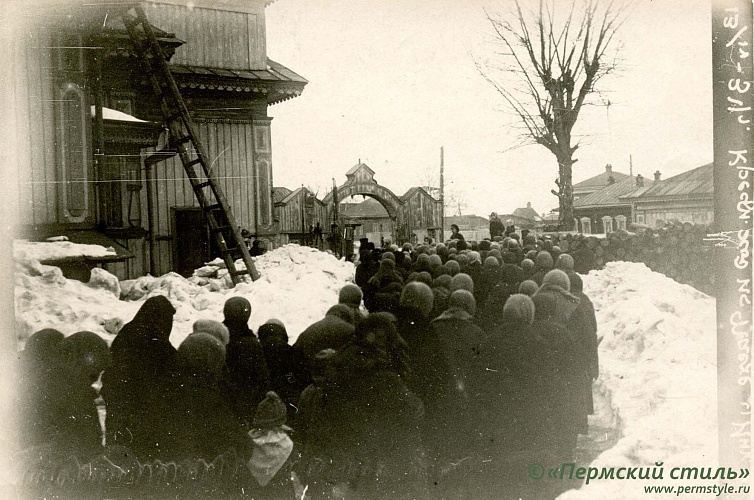 Пермь. Никольский храм_04. Крестный ход